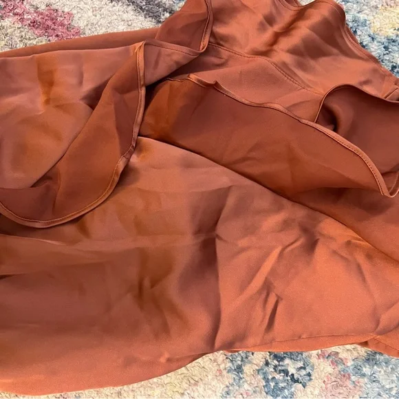 Majorelle Nelly dress in brown satin 🤎 - Picture 3 of 3